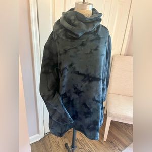 Cute bleach tied black / grey tunic sweatshirt XL